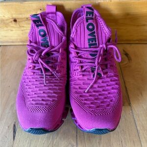 Women's Pink Athletic Shoes